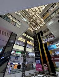 Sim Lim Square (D7), Retail #581694231